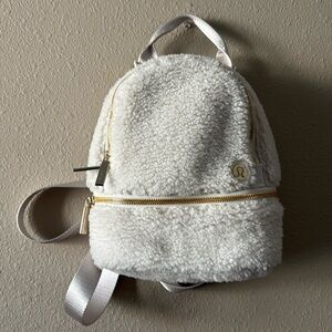 Lululemon City Adventurer Backpack Fleece